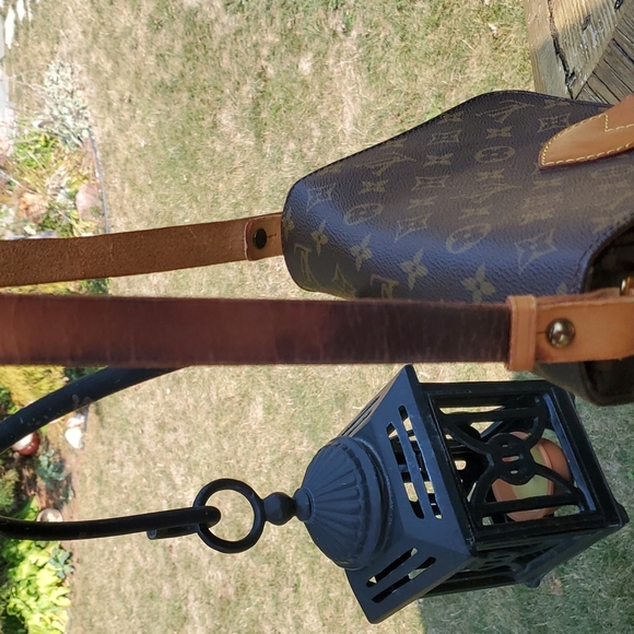 💥💥SOLD💥💥Louis Viutton CARTOUCHIERE - Picture 12 of 17